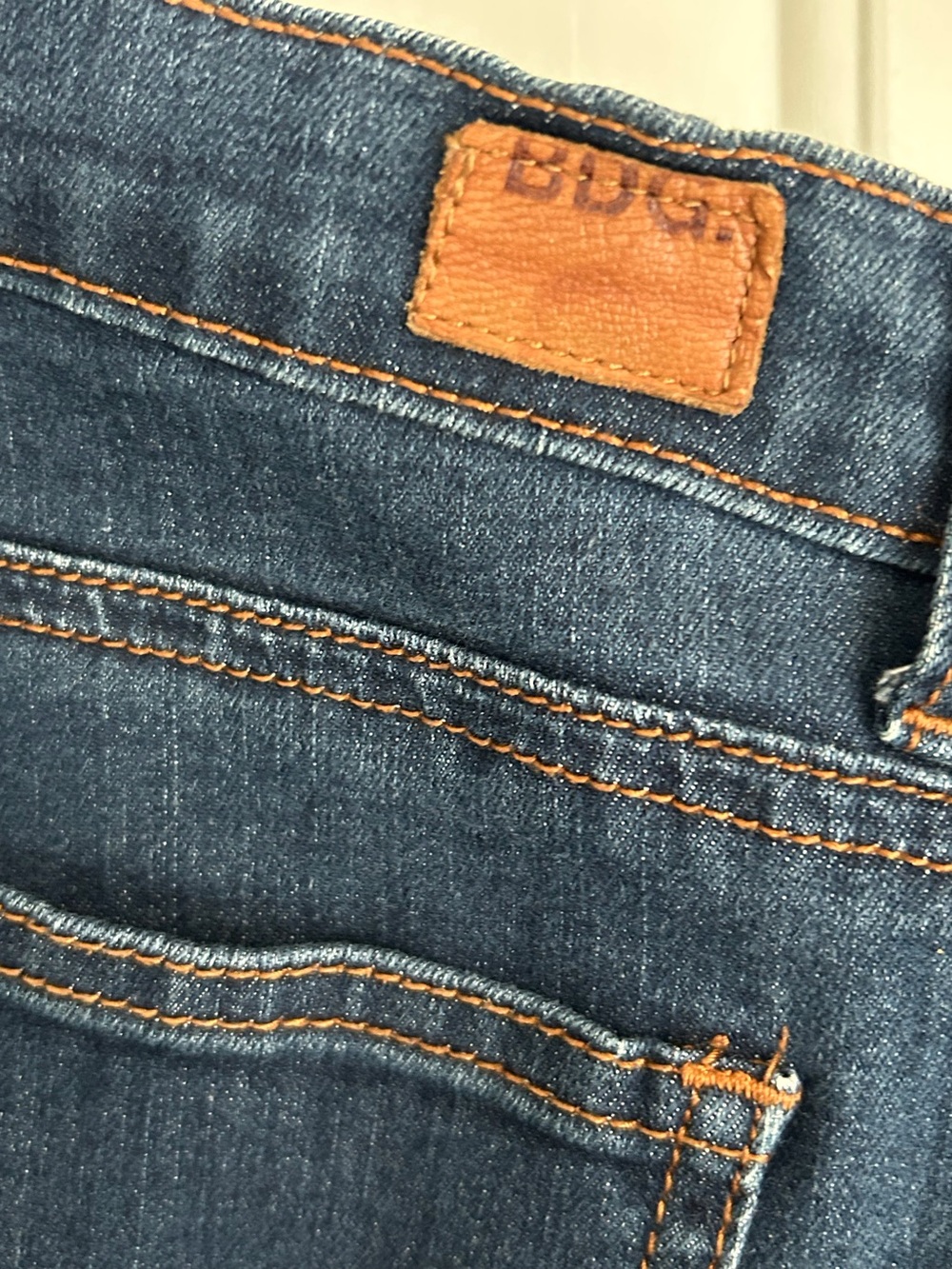 BDG Skinny Mid Rise - Picture 3 of 7